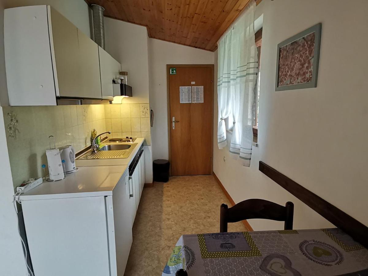 זמברטיה Apartment Studio Zvonka מראה חיצוני תמונה